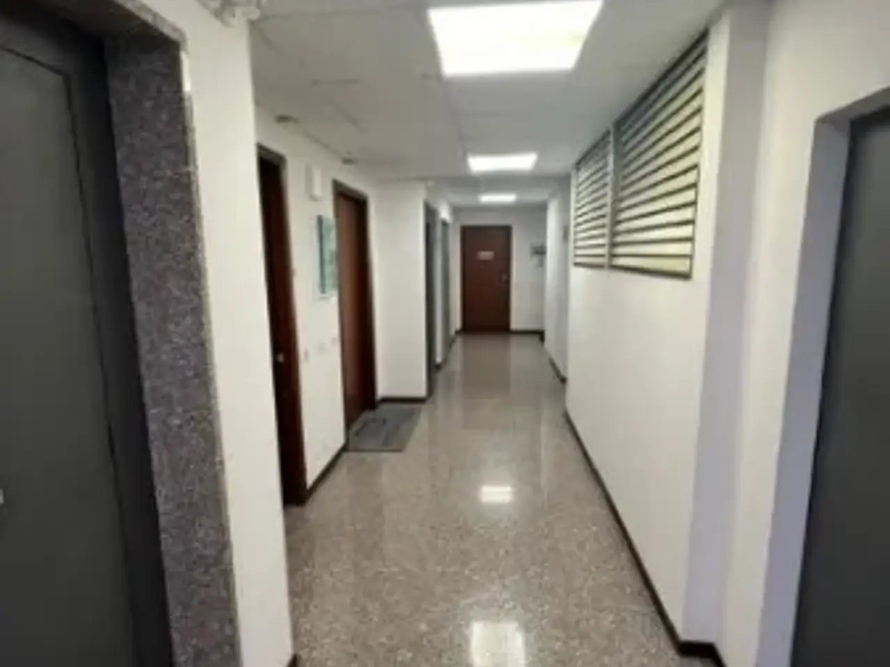 Ufficio in Via Elia Rainusso 144, Modena, {3} - Foto 1