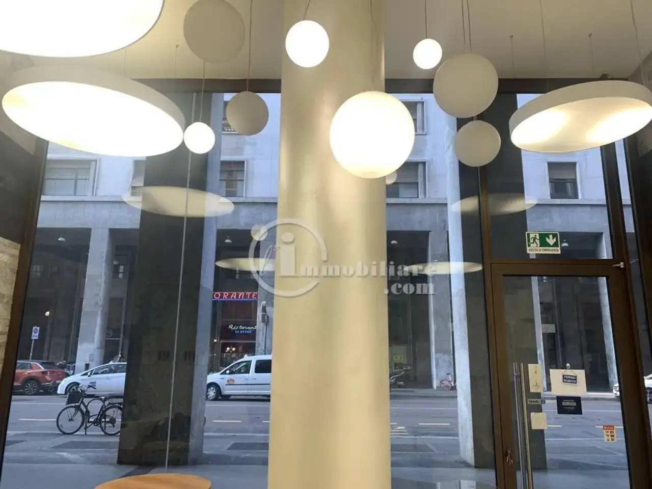 Negozio in Piazza Giuseppe Missori, Milano, {3} - Foto 1