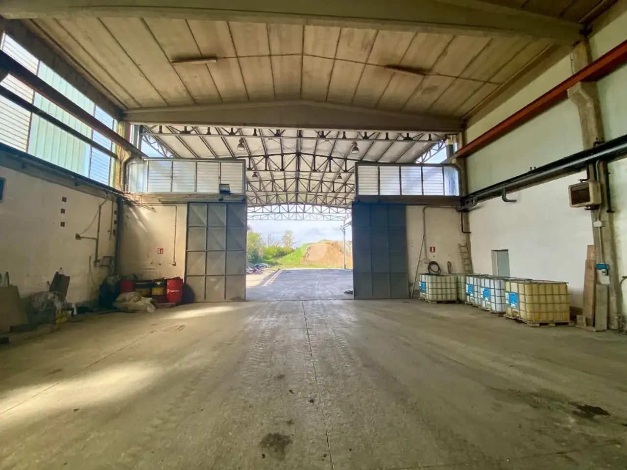 Capannone in Via Santarcangiolese 2050, Santarcangelo Di Romagna, {3} - Foto 2