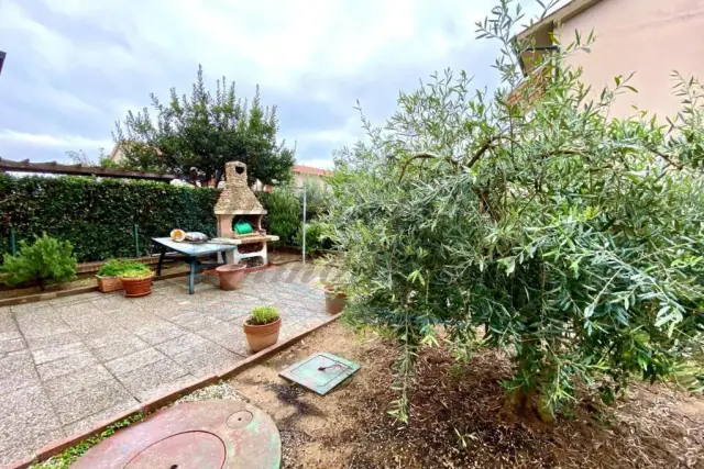 Vierzimmerwohnung in Piazza Nilde Iotti, Cecina - Foto 1