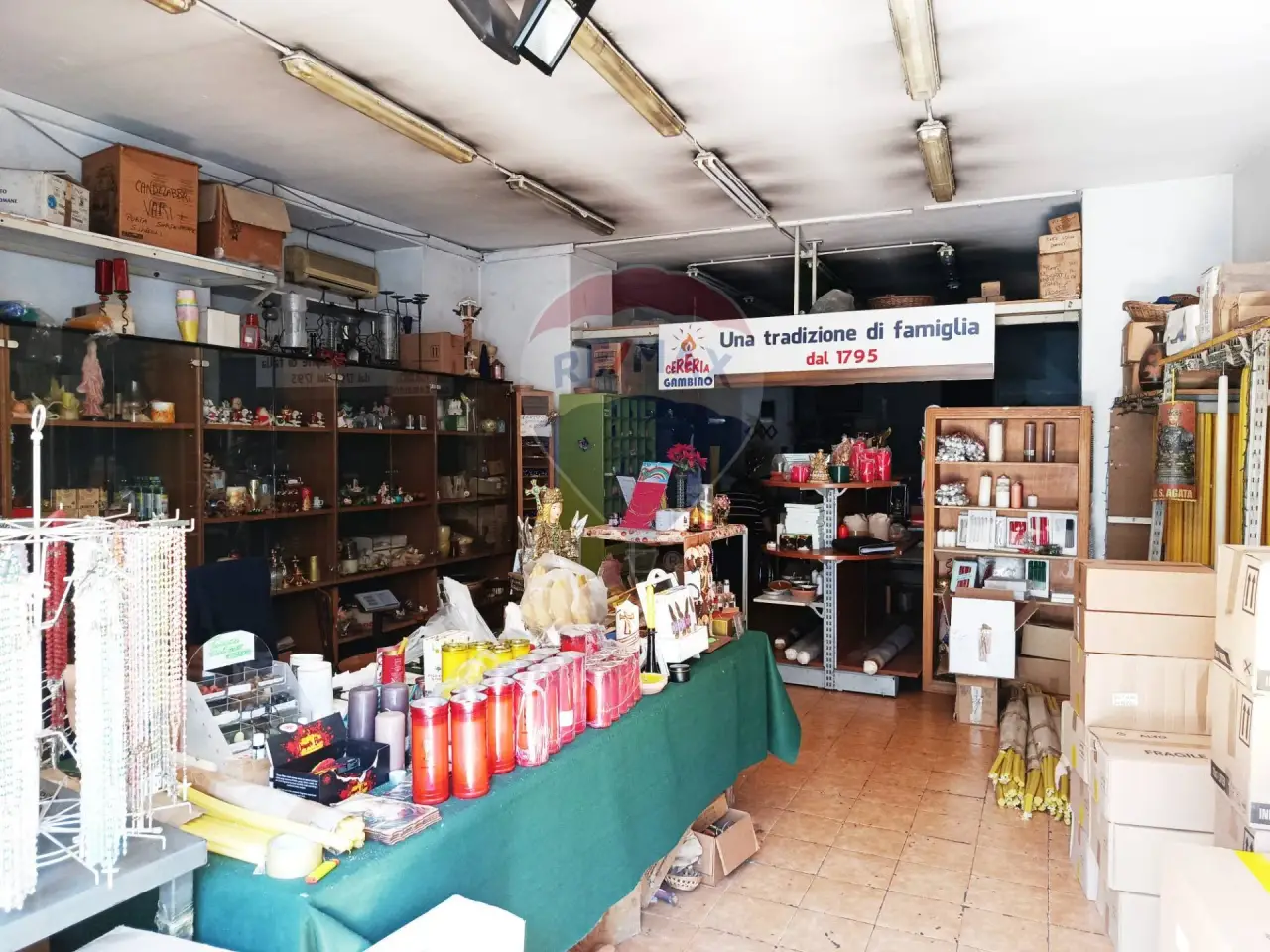 Negozio in Via Porticello 4, Catania, {3} - Foto 1
