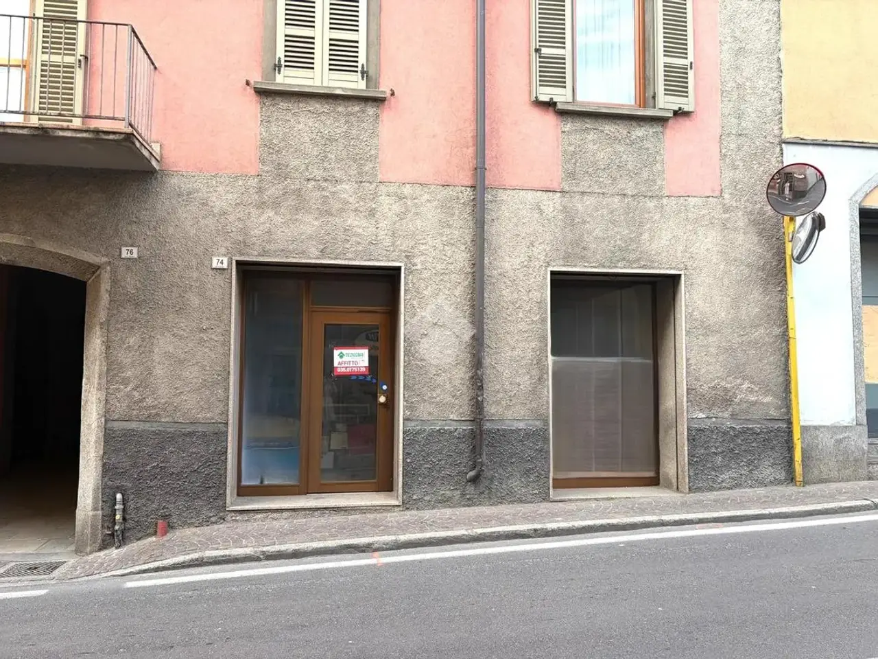 Negozio in Via Giuseppe Mazzini 74, Breno, {3} - Foto 1