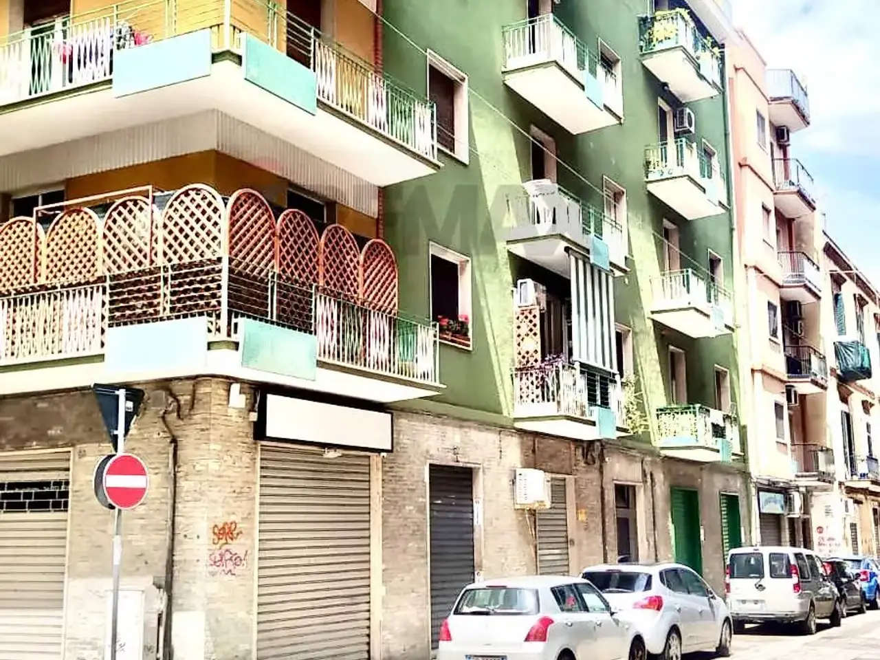 Negozio in Via dei Mille 79, Bari, {3} - Foto 1