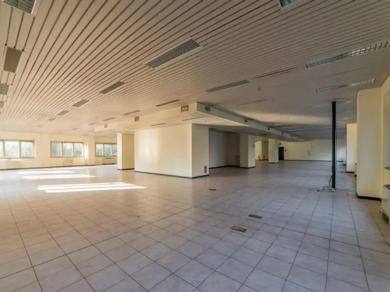 Ufficio in Via Igualada, 8, 23900 Lecco Lc, Italia, Lecco, {3} - Foto 2