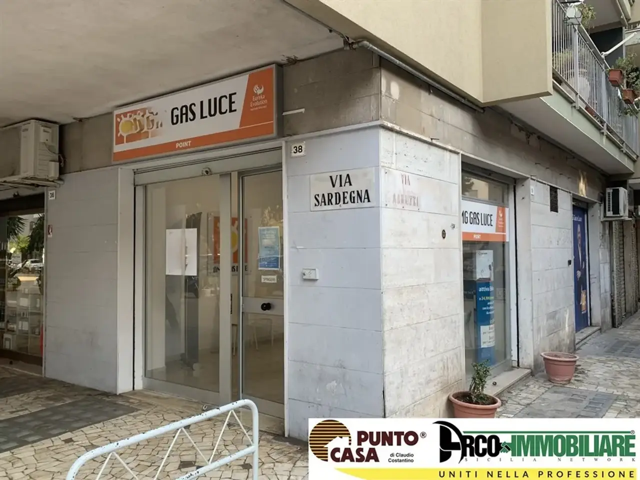 Negozio in Via Sardegna 38, Palermo, {3} - Foto 1