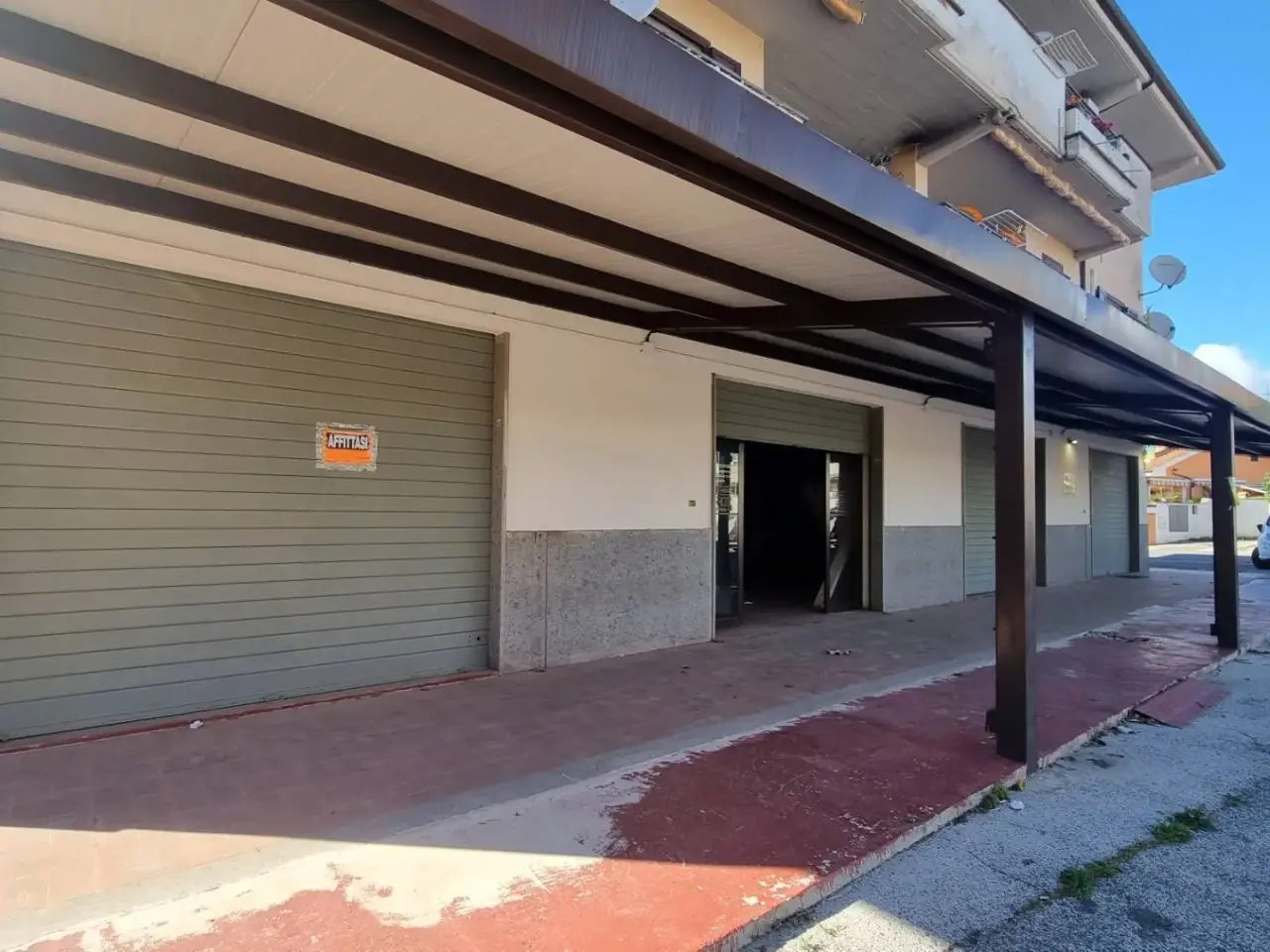 Negozio in Via Ticino 43, Ardea, {3} - Foto 1