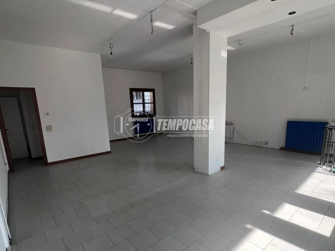 Negozio in Via Tobagi Walter, Paderno Dugnano, {3} - Foto 2