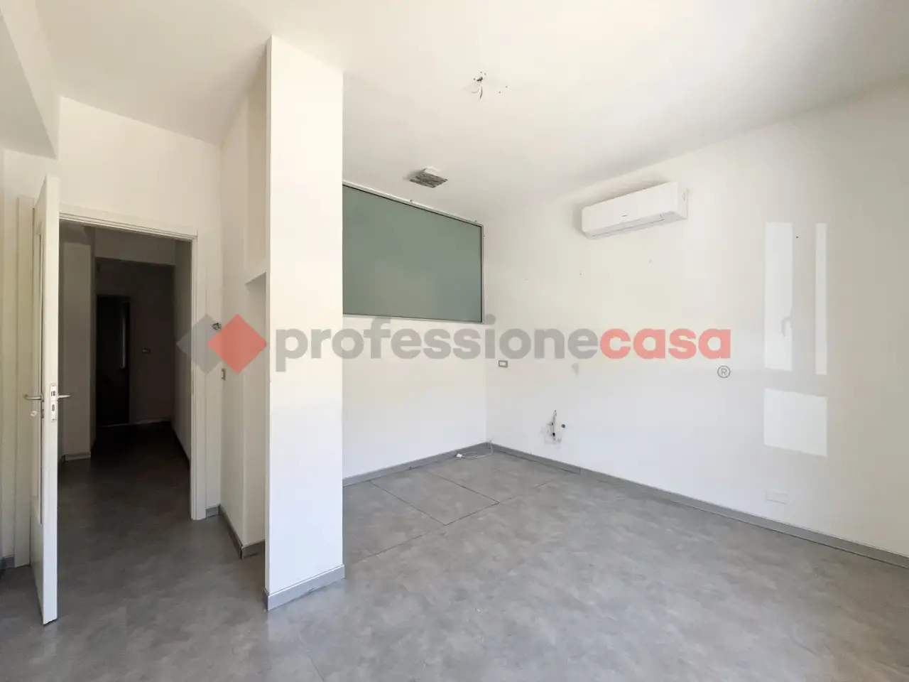 Ufficio in Via G. del Buono 79, Milazzo, {3} - Foto 1