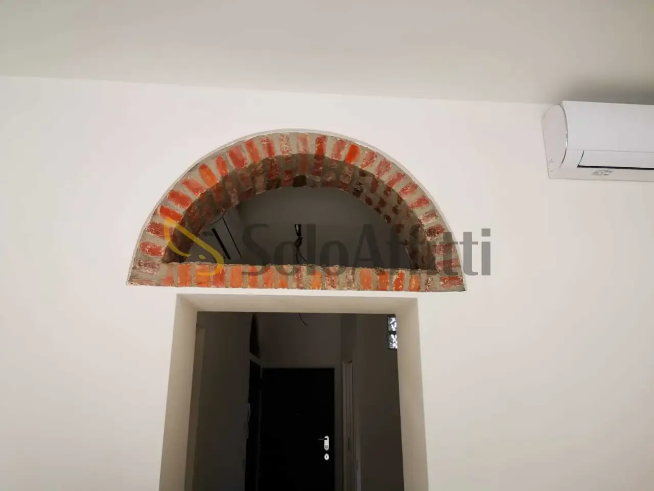 Negozio in Via Guglielmo Marconi 70, Saronno, {3} - Foto 2