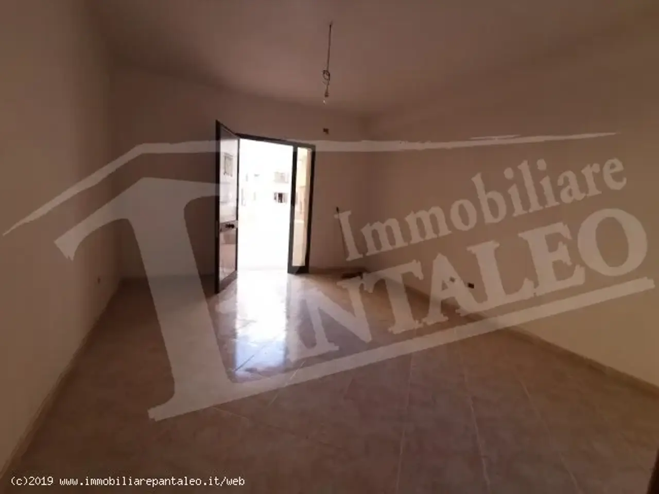 Esercizio commerciale in 
Corso Gramsci									, 
Marsala									, Marsala, {3} - Foto 1
