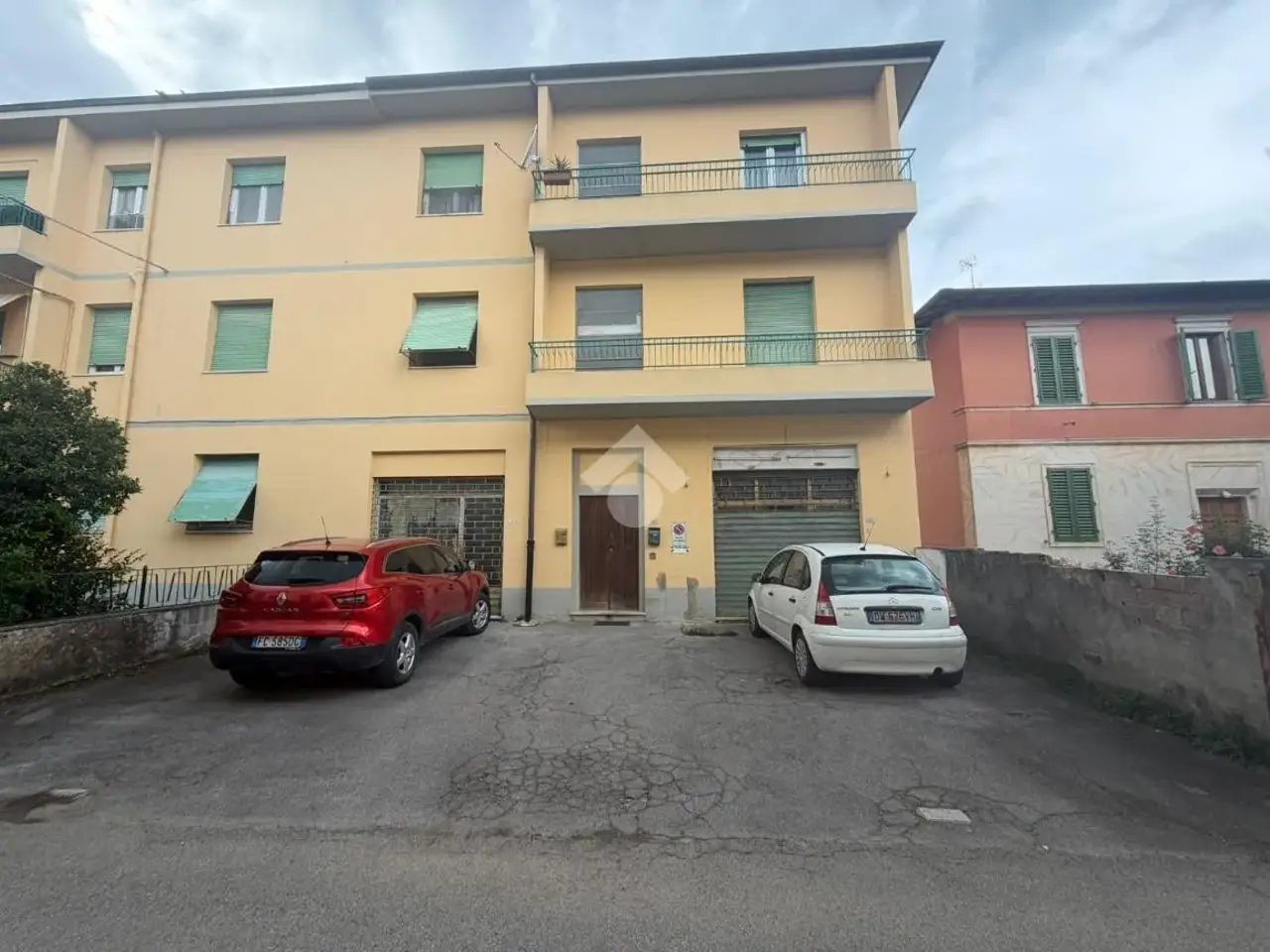Magazzino in Via Piave 34, Montevarchi, {3} - Foto 1