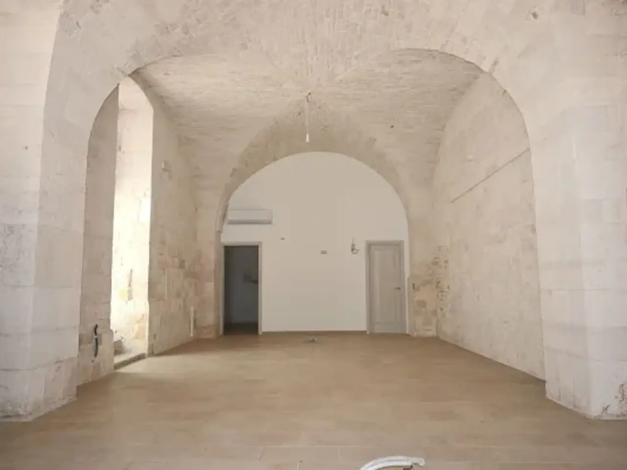 Negozio in Corso Trento E Trieste 98, Alberobello, {3} - Foto 1