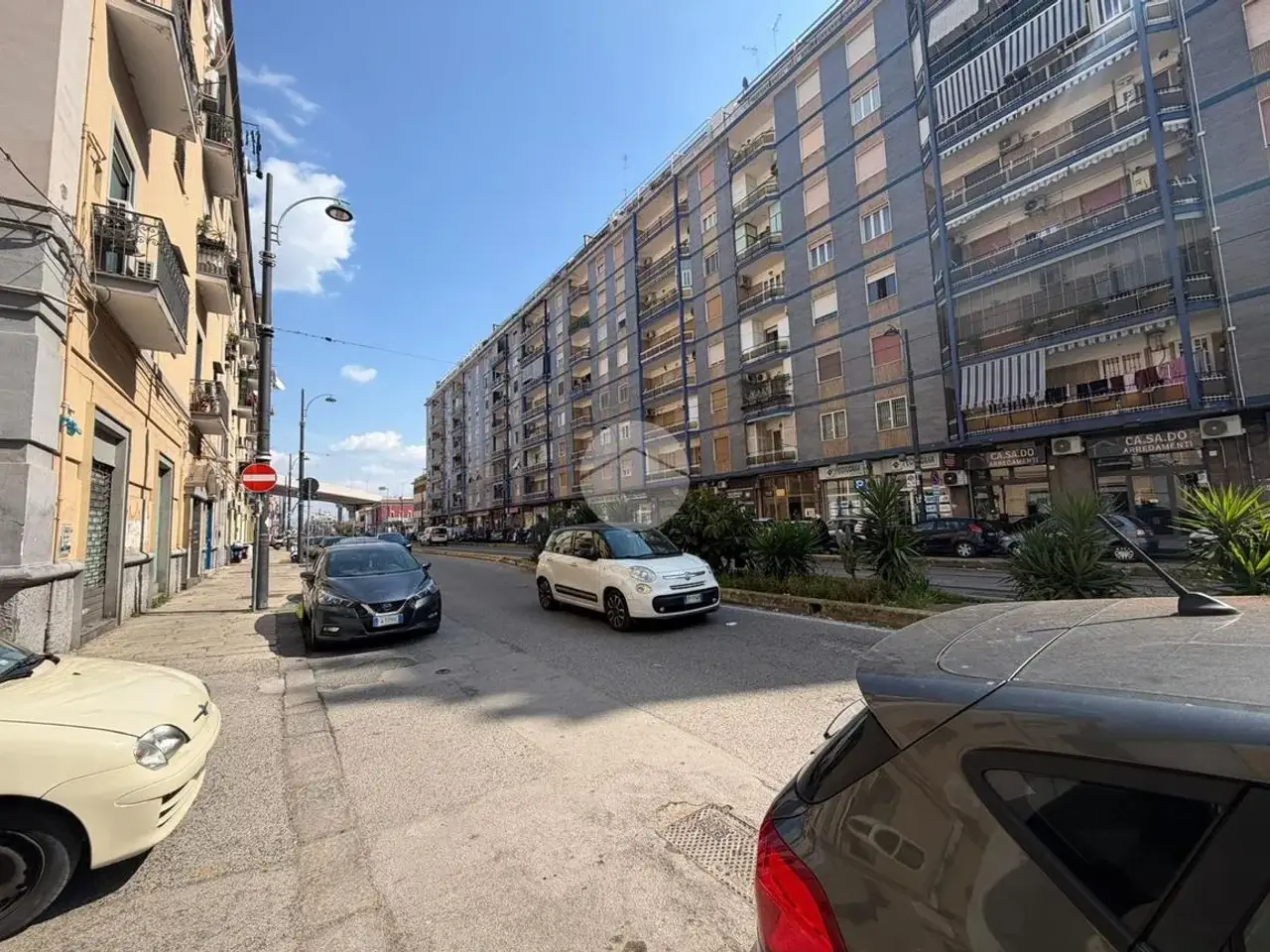 Negozio in Via Nuova Poggioreale 45, Napoli, {3} - Foto 1