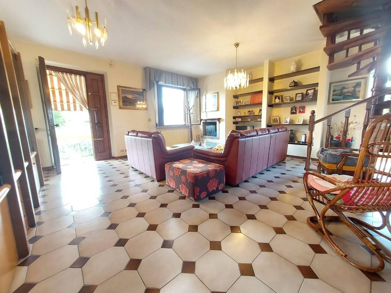 casa indipendente in vendita a Lucca in zona Palmata