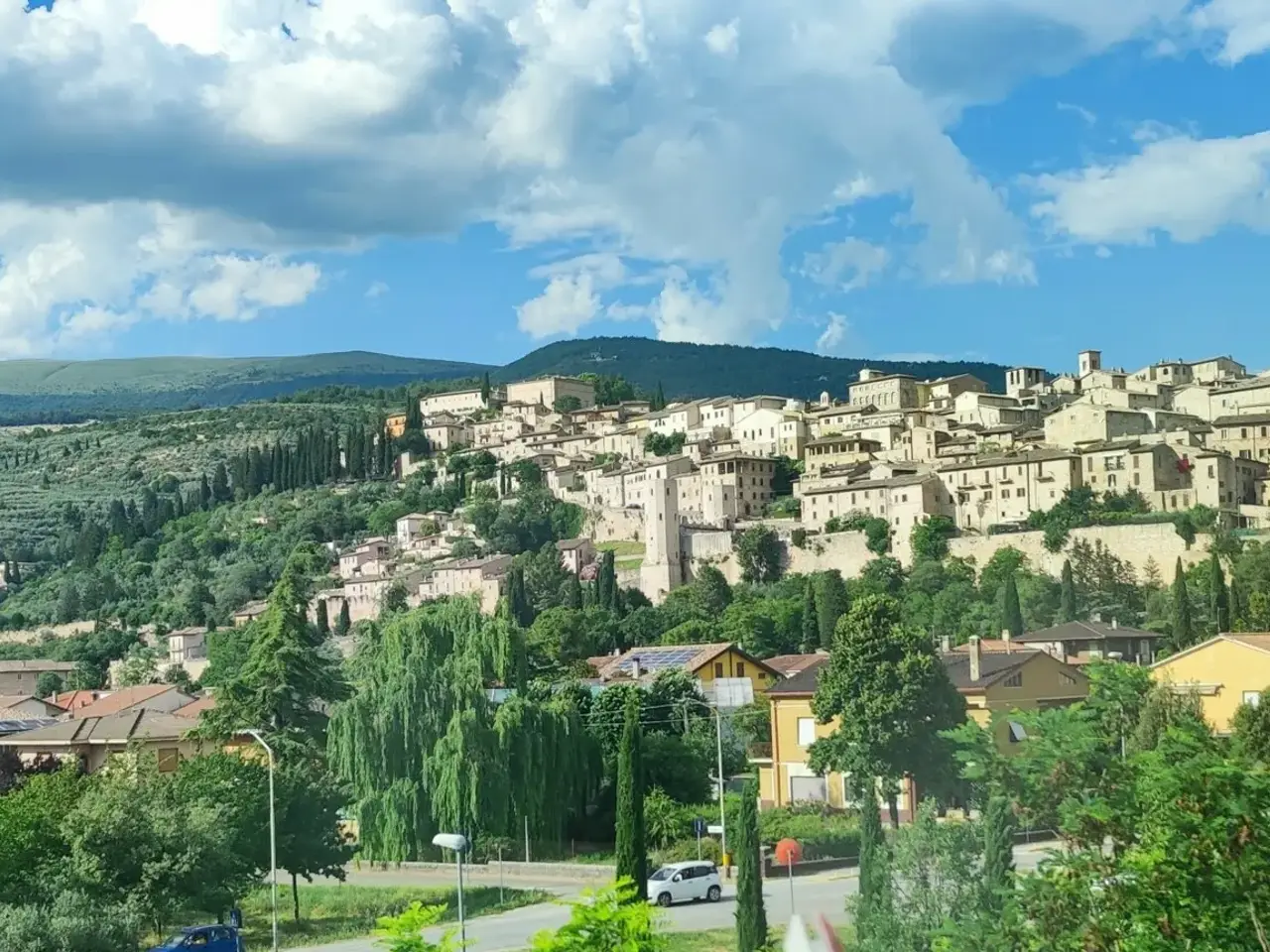 Albergo in Via S. Angelo, Spello, {3} - Foto 1