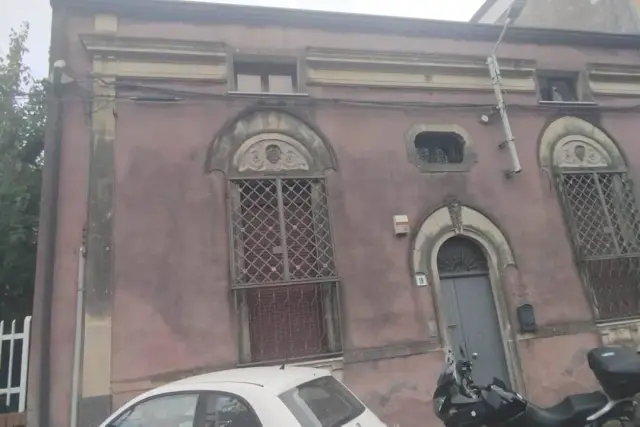 Mansion in Via Villafranca 18, Catania - Photo 1