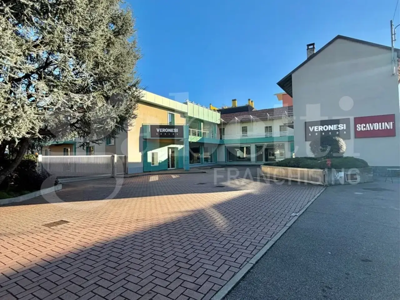 Negozio in Via Bonaparte  46, Bovisio-Masciago, {3} - Foto 1
