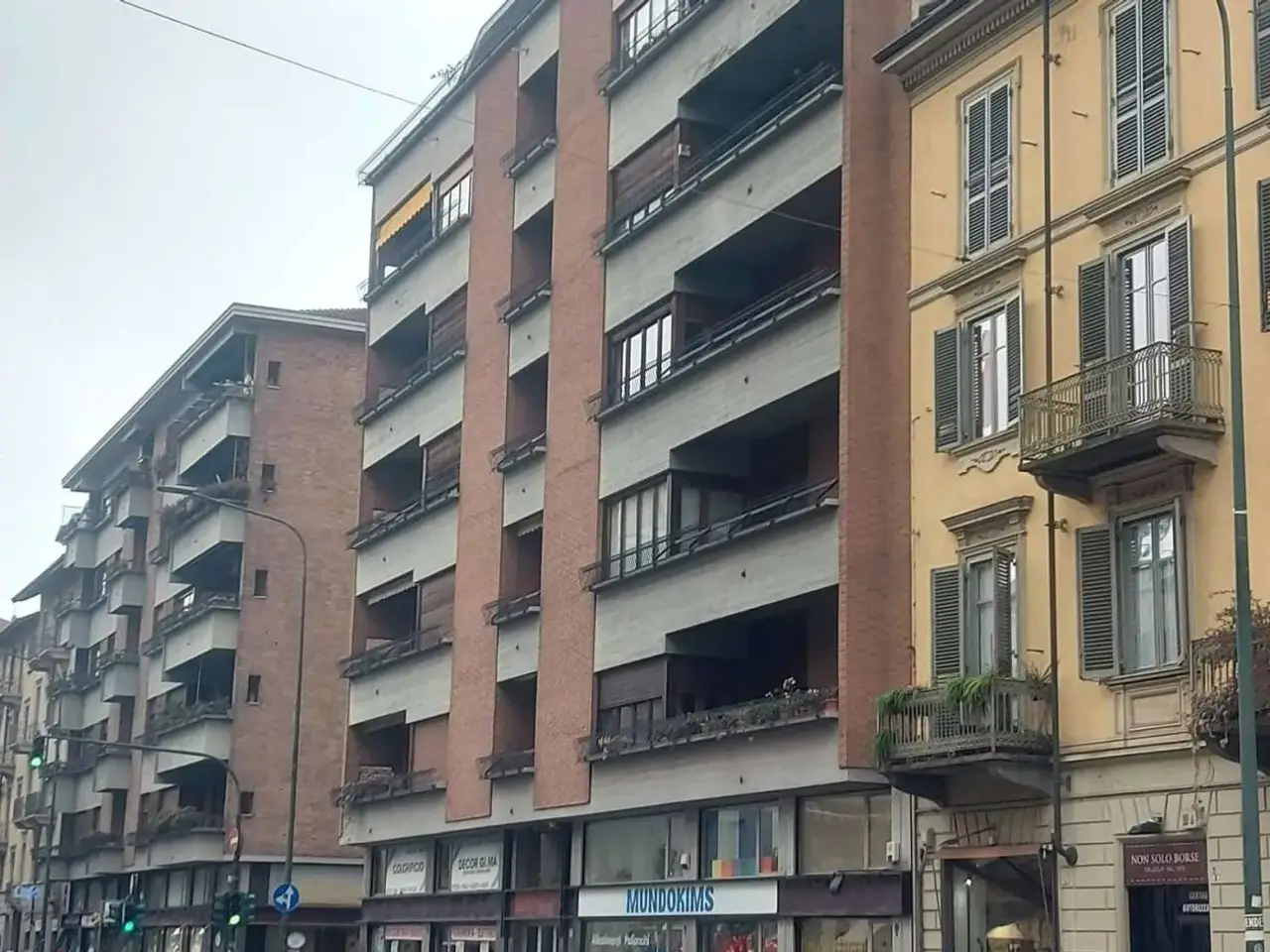 Locale commerciale in Via Principi d'Acaja, Torino, Torino, {3} - Foto 2