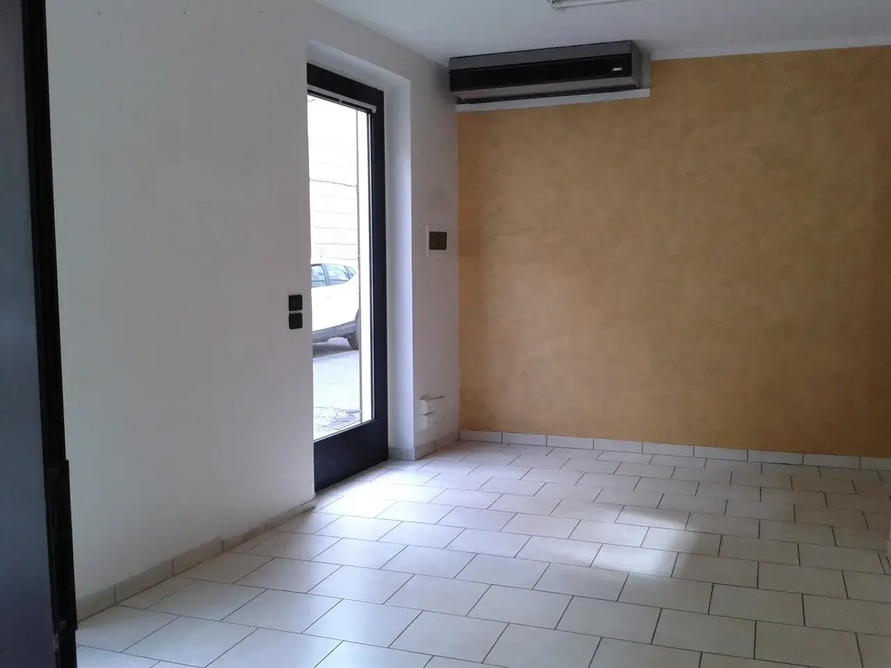 Negozio in , Badia Polesine, {3} - Foto 1