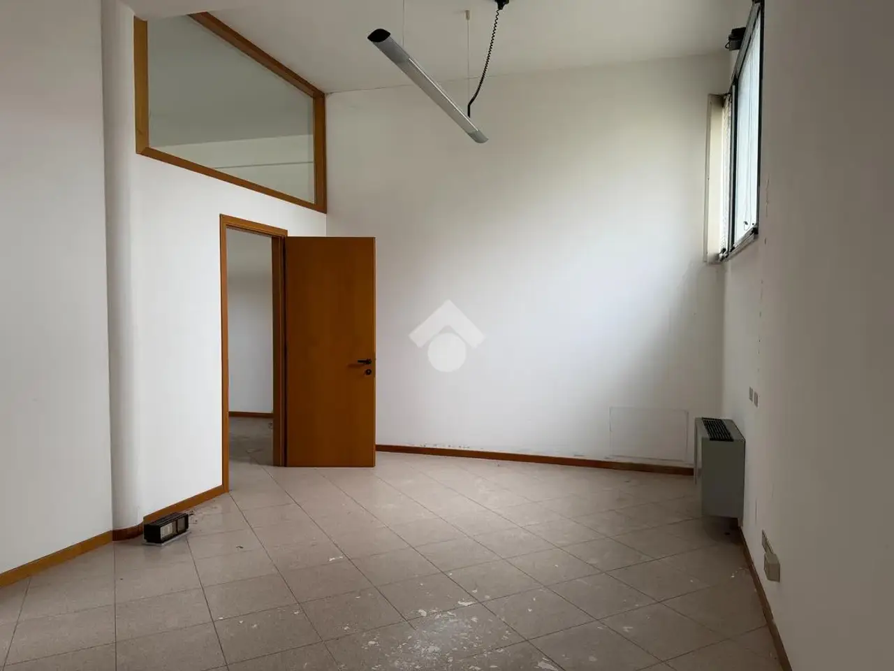 Ufficio in Via a. Serena 42, Montebelluna, {3} - Foto 2