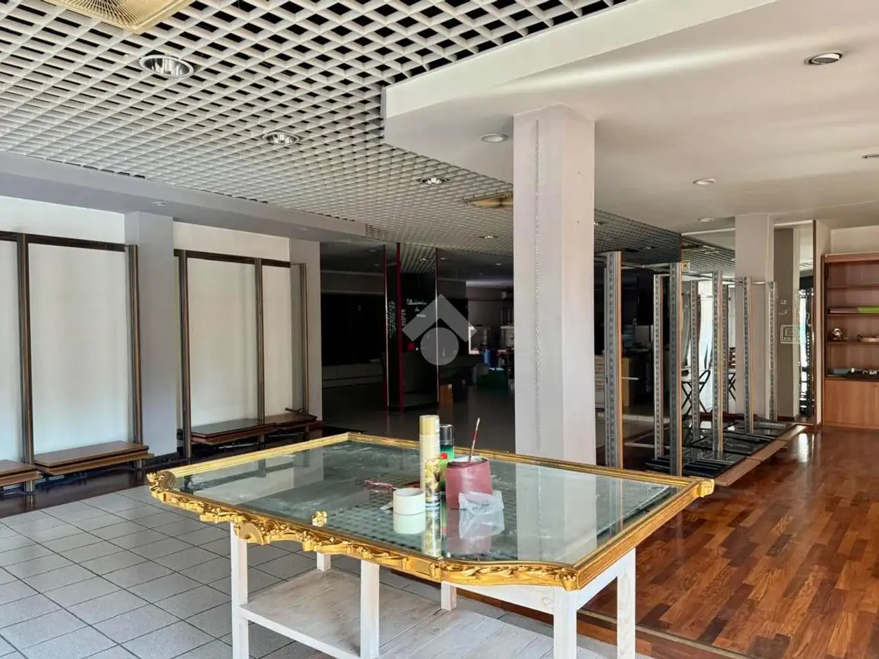 Negozio in Via Madonnina 32, Villafranca Di Verona, {3} - Foto 2