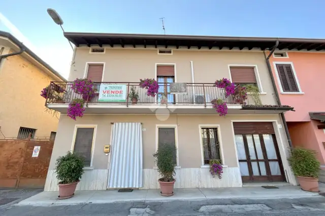 Einfamilienhaus in Via IV Novembre 14, Calvisano - Foto 1