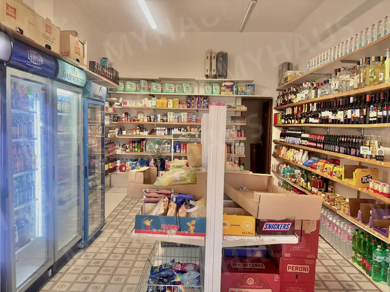 Negozio in Via Gian Lorenzo Bernini, 30, Cesenatico, {3} - Foto 2