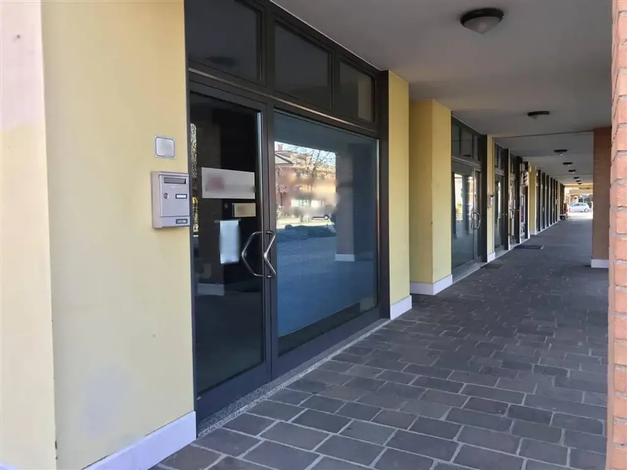 Negozio in Via Mons. O. Stocco, Salzano, {3} - Foto 1