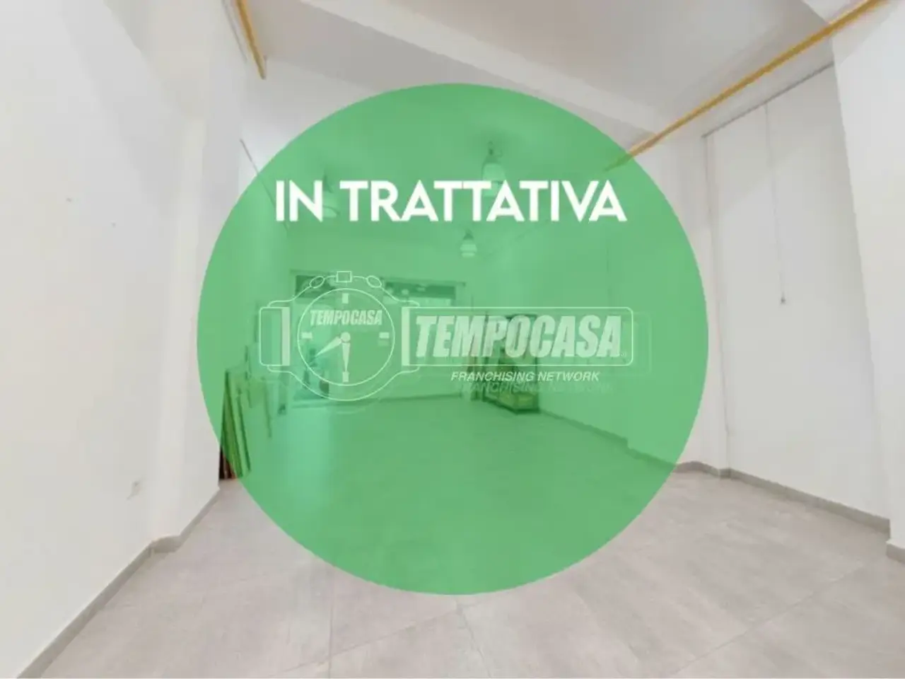 Negozio in Via Aquila 6, Torino, {3} - Foto 1
