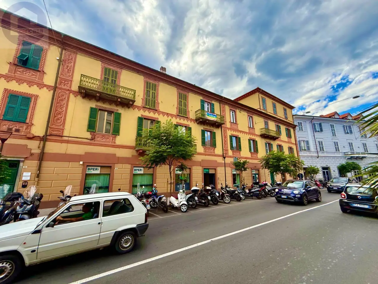 Ufficio in Viale Matteotti 11, Imperia, {3} - Foto 1