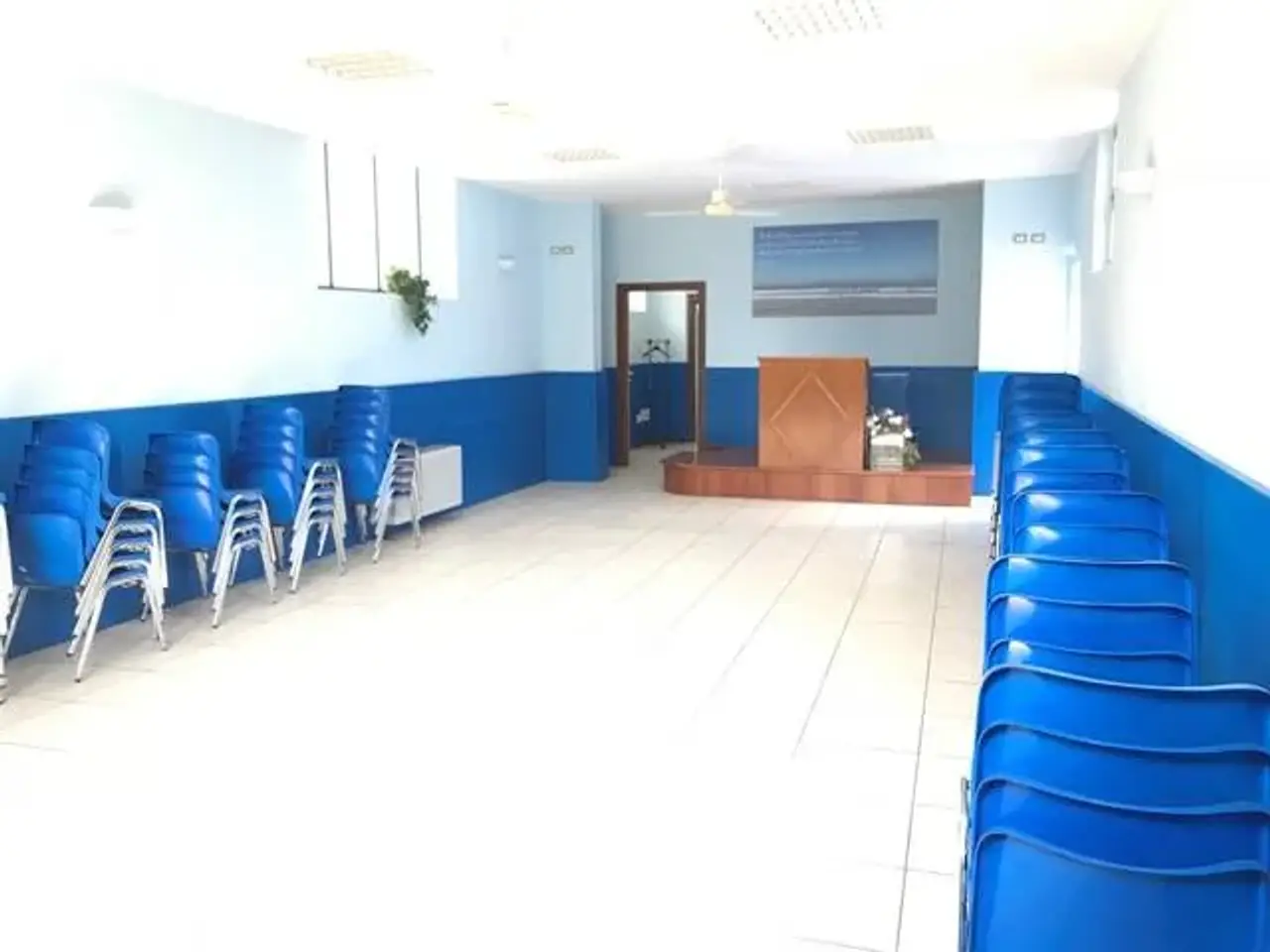Negozio in Vicolo Toti 1, Cernusco Sul Naviglio, {3} - Foto 1