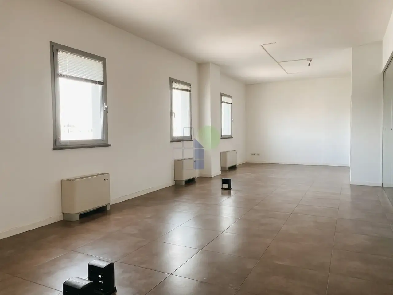 Ufficio in Via delle Corallaie 11, Livorno, {3} - Foto 1