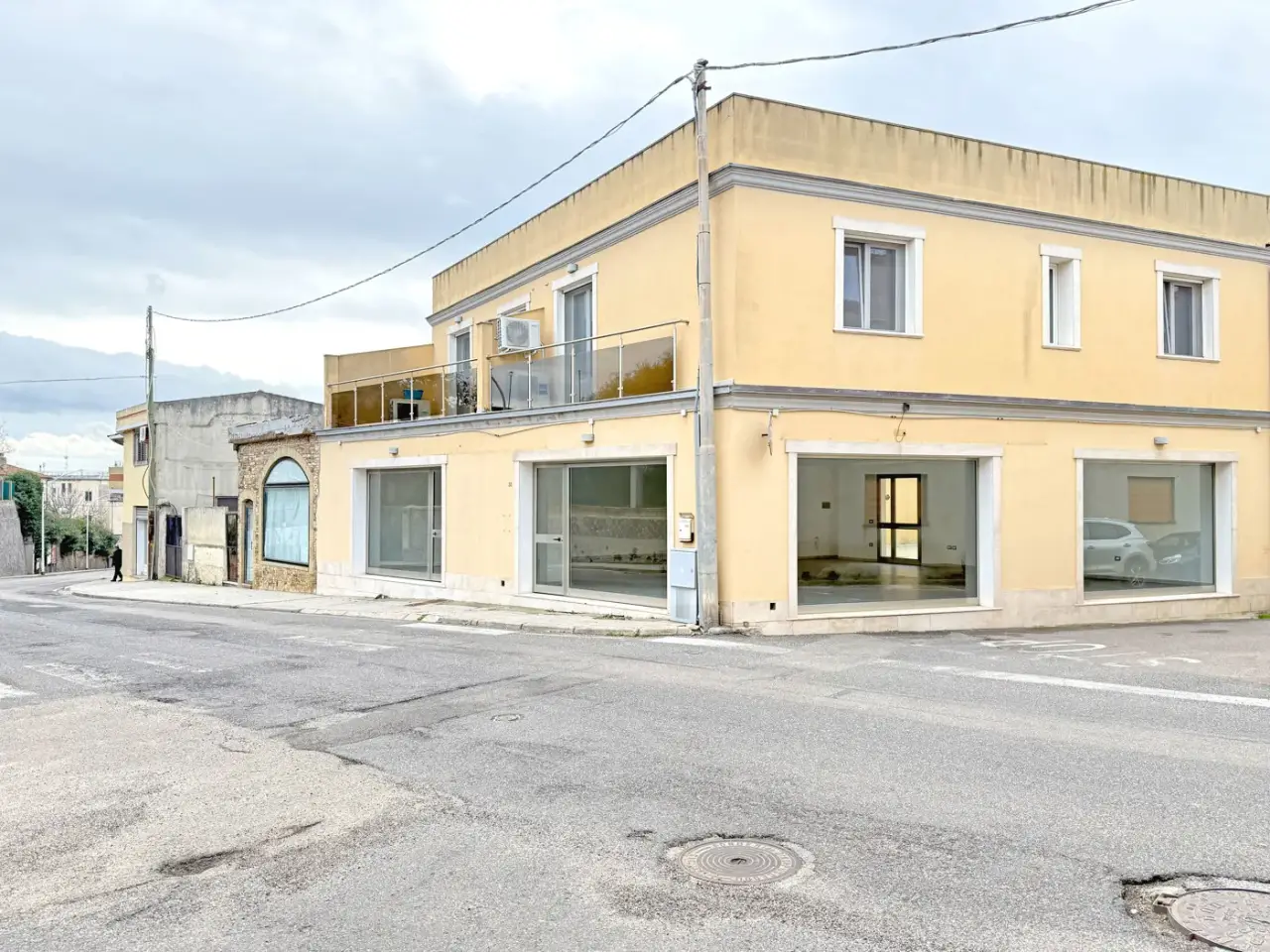 Negozio in , Sanluri, {3} - Foto 1