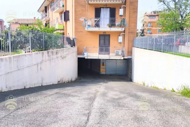 Garage or car box in {3}, Via Pietro Nenni, Snc. - Photo 1