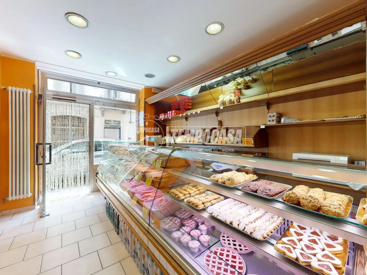 Negozio in Via Vincenzo Gioberti 54, Torino, {3} - Foto 2