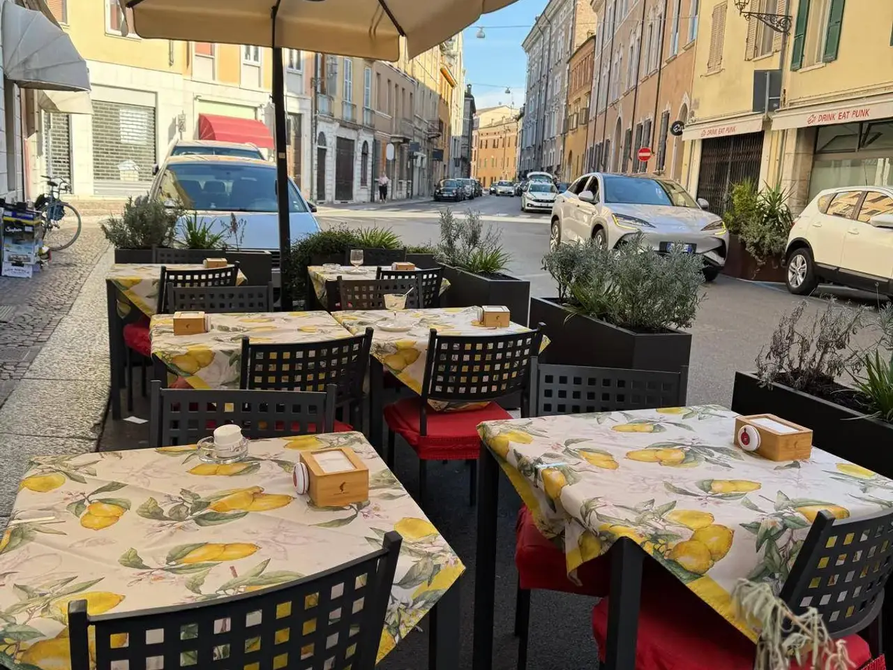 Bar in Via XX Settembre 1, Mantova, {3} - Foto 2