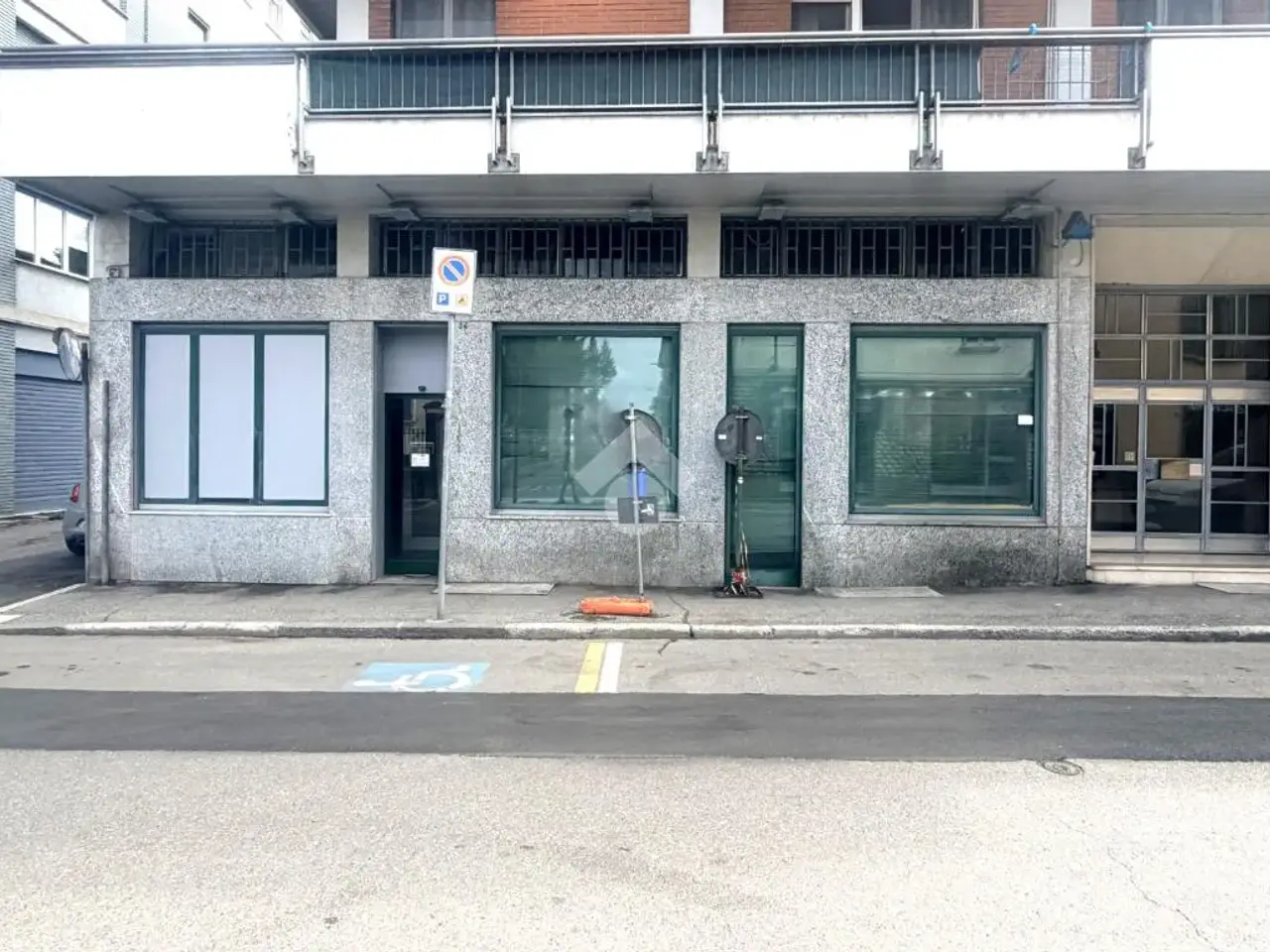 Negozio in Via Enzo Togni 36, Broni, {3} - Foto 2
