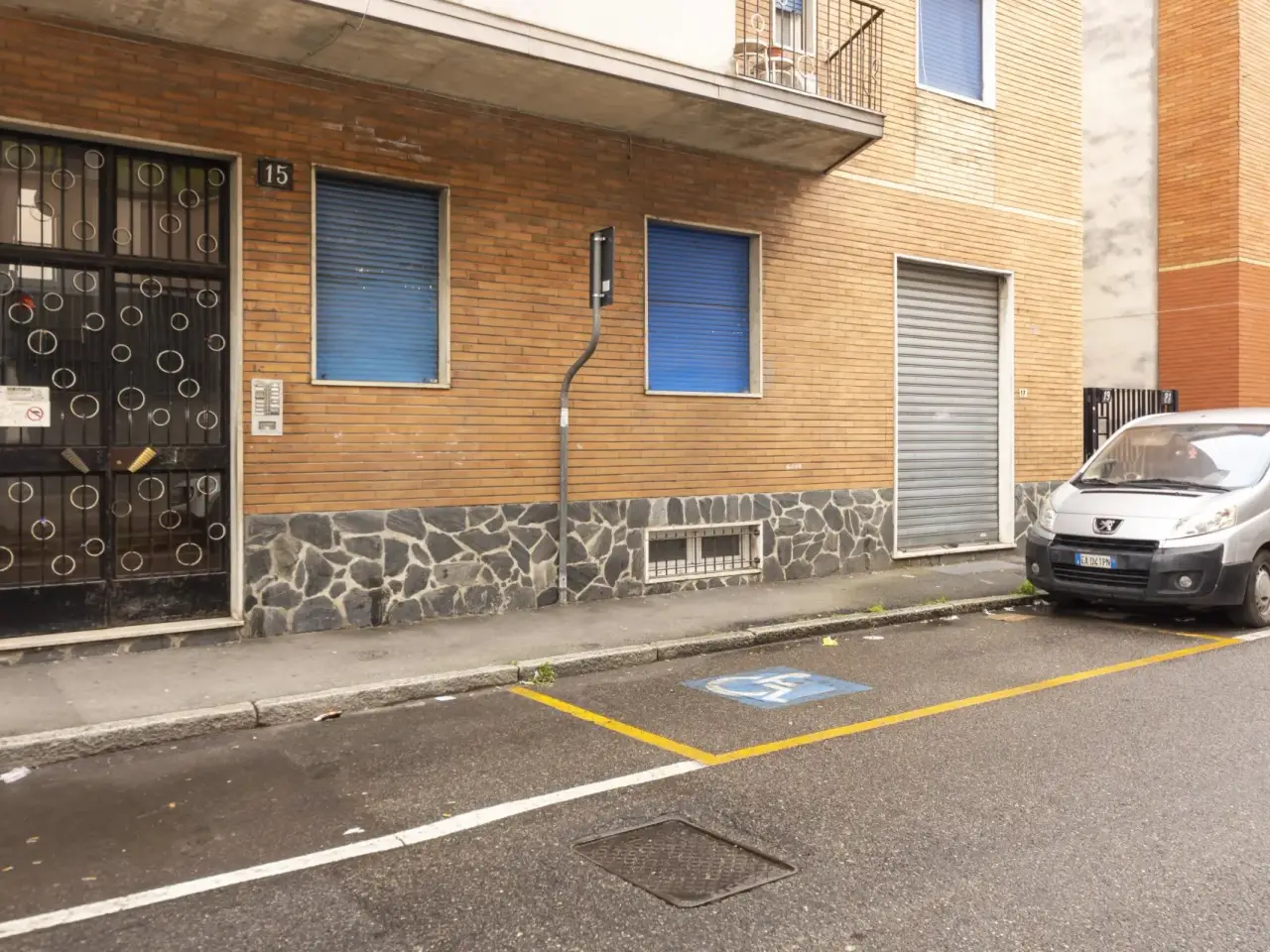 Negozio in , Baranzate, {3} - Foto 1