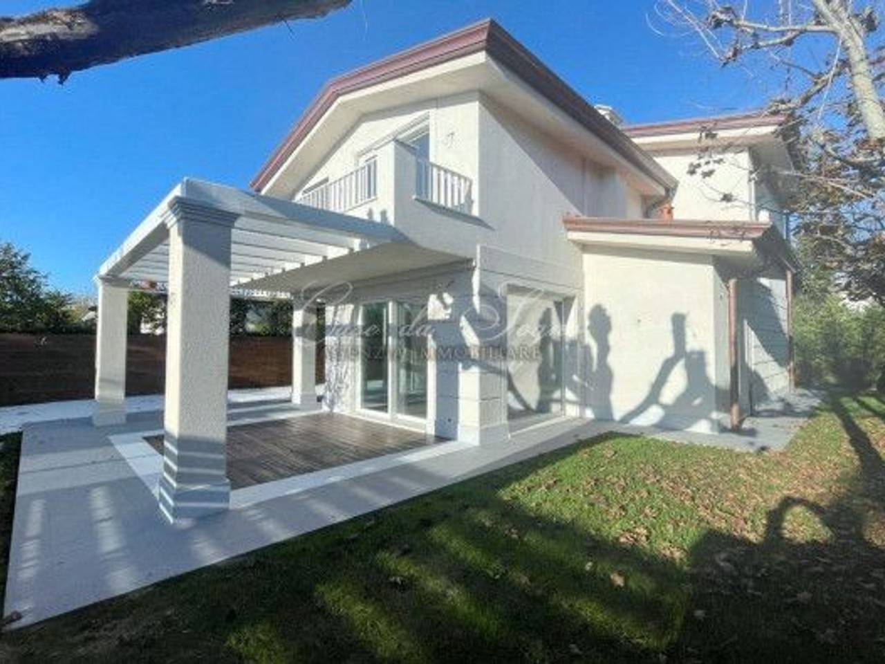 casa indipendente in vendita a Forte dei Marmi
