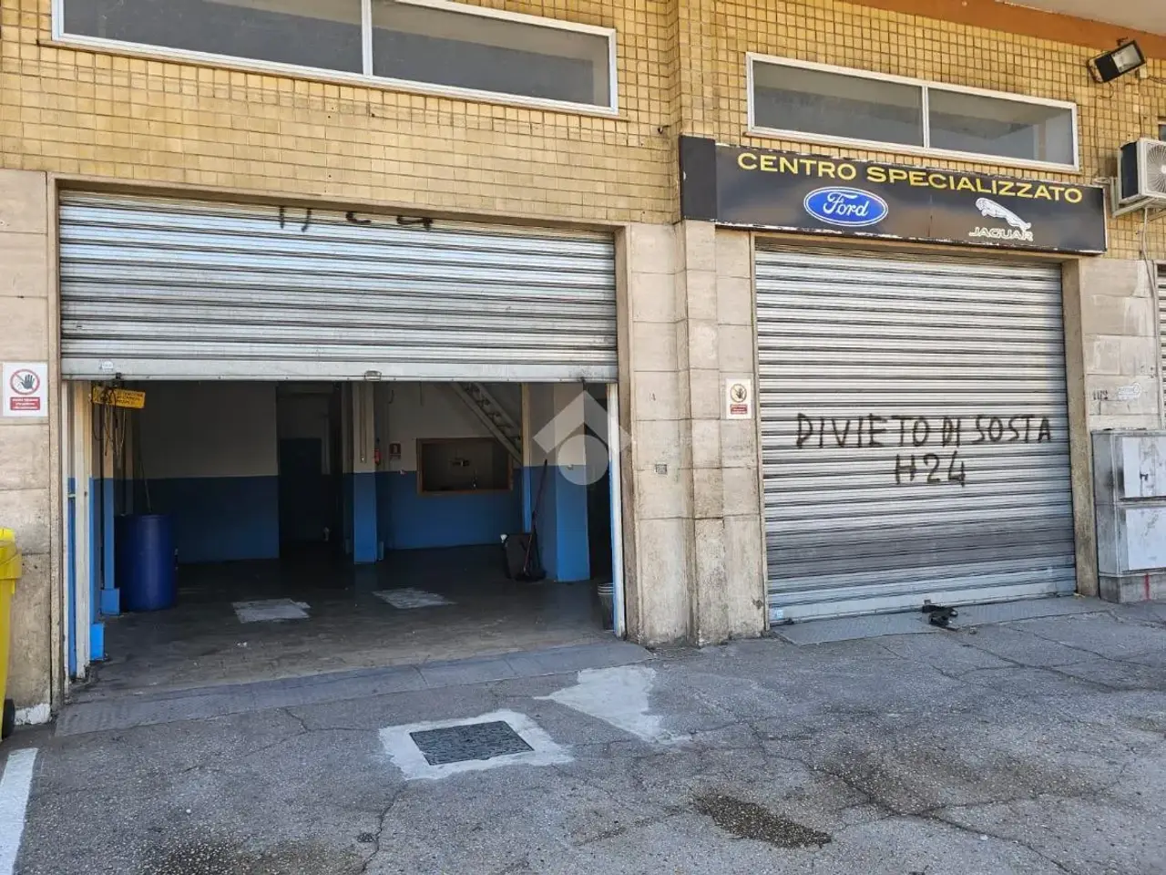 Negozio in Via Gaetano di Biasio 162, Cassino, {3} - Foto 1