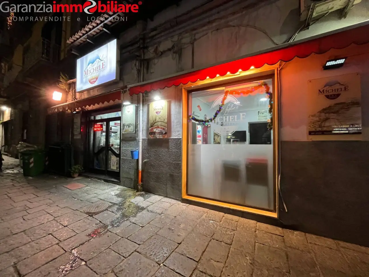 Negozio in Calata Capodichino 34, Napoli, {3} - Foto 1