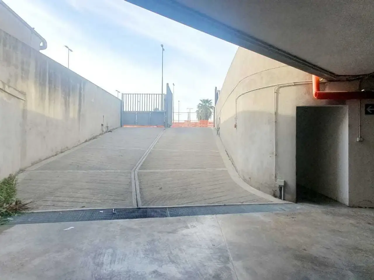Parcheggio chiuso in , Selargius, {3} - Foto 2