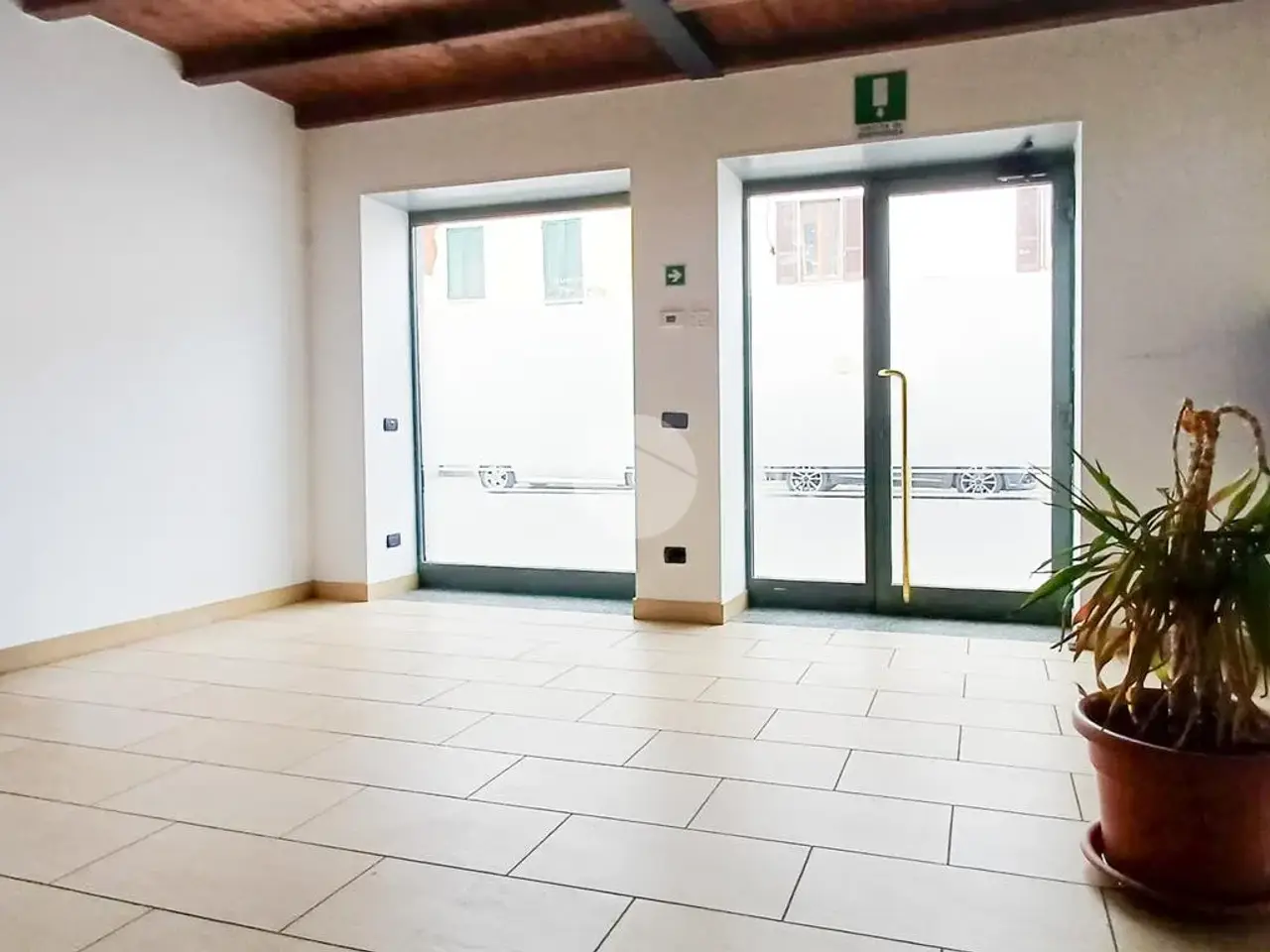 Ufficio in Via Milano 1, Pandino, {3} - Foto 1