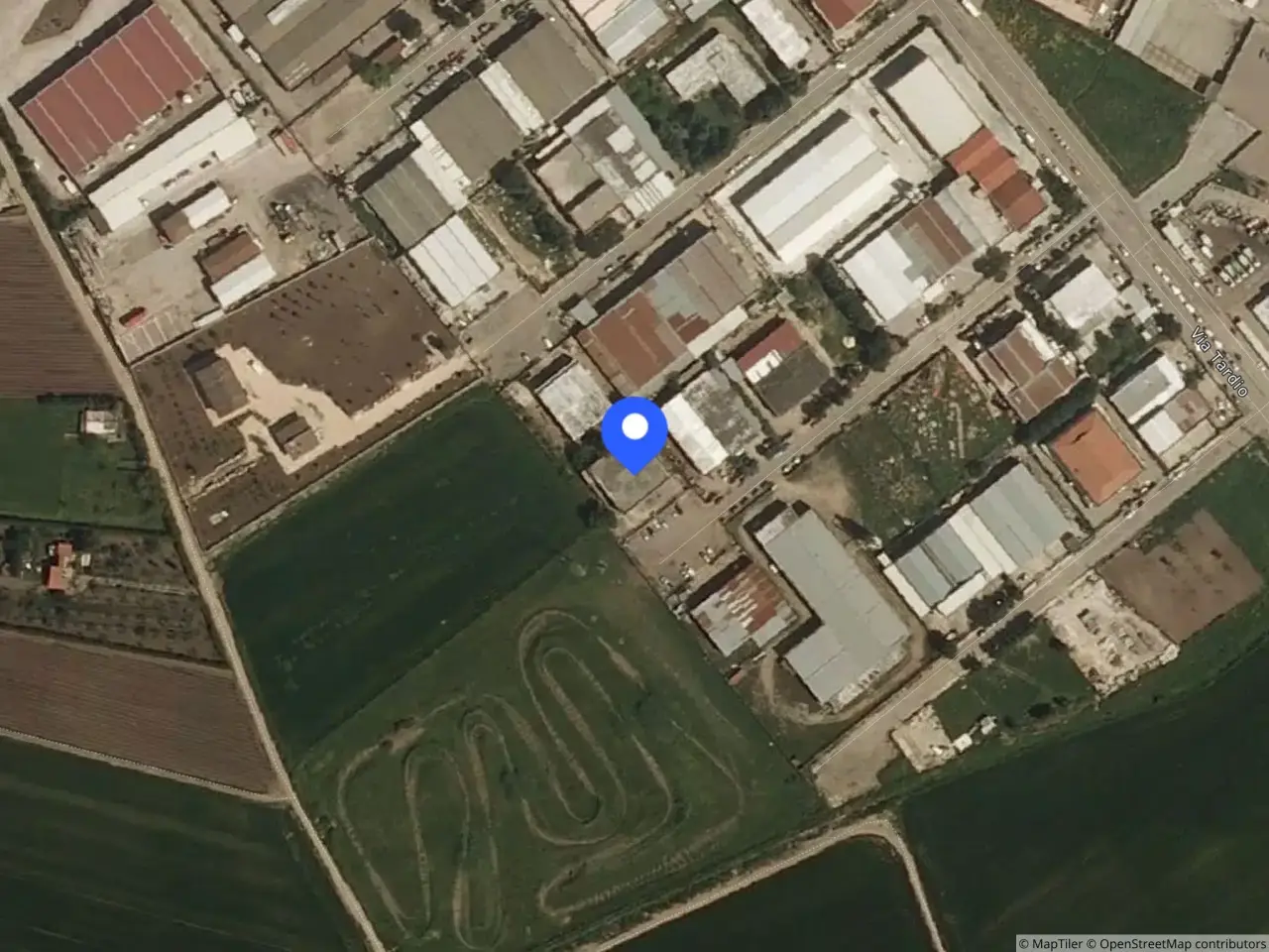 Capannone in Via Luigi Cannelonga, 17 17, San Severo, {3} - Foto 1