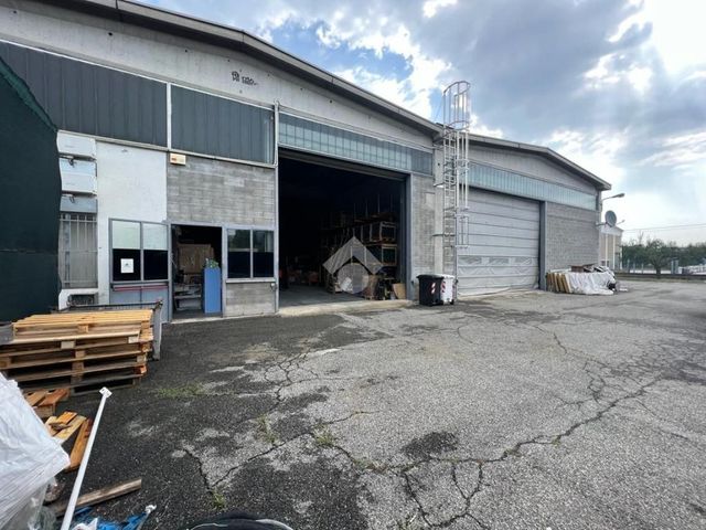 Industrial shed in Via Val della Torre 188, Alpignano - Photo 1