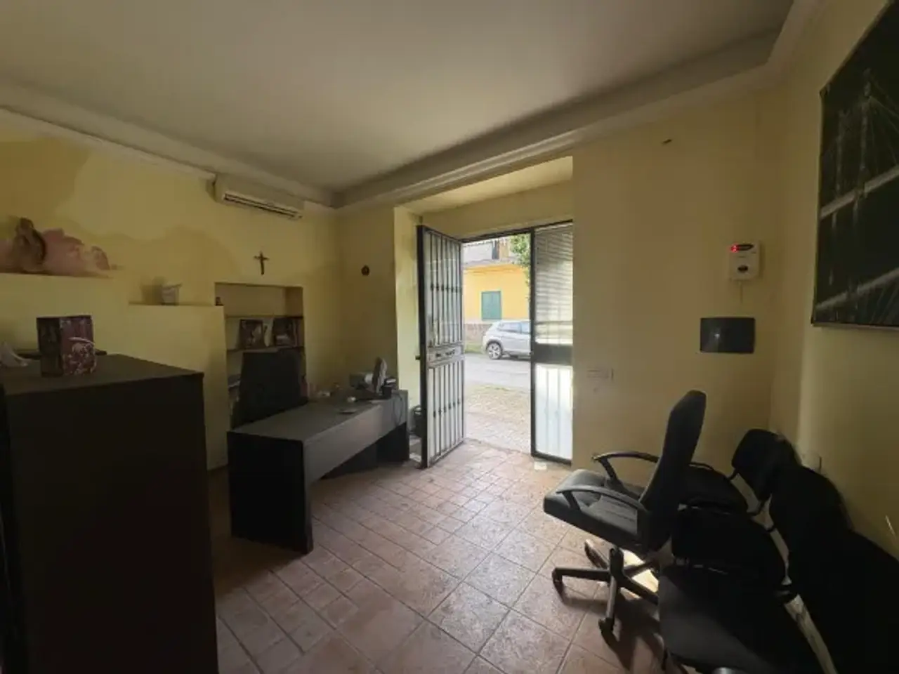 Ufficio in Via Vittorio Emanuele III 315, Casalnuovo Di Napoli, {3} - Foto 2