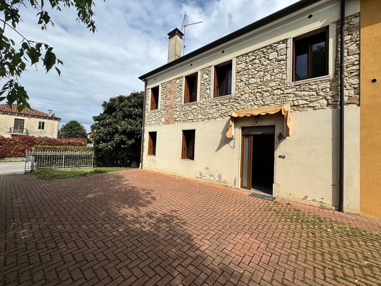 immagine annuncio 1 di 12