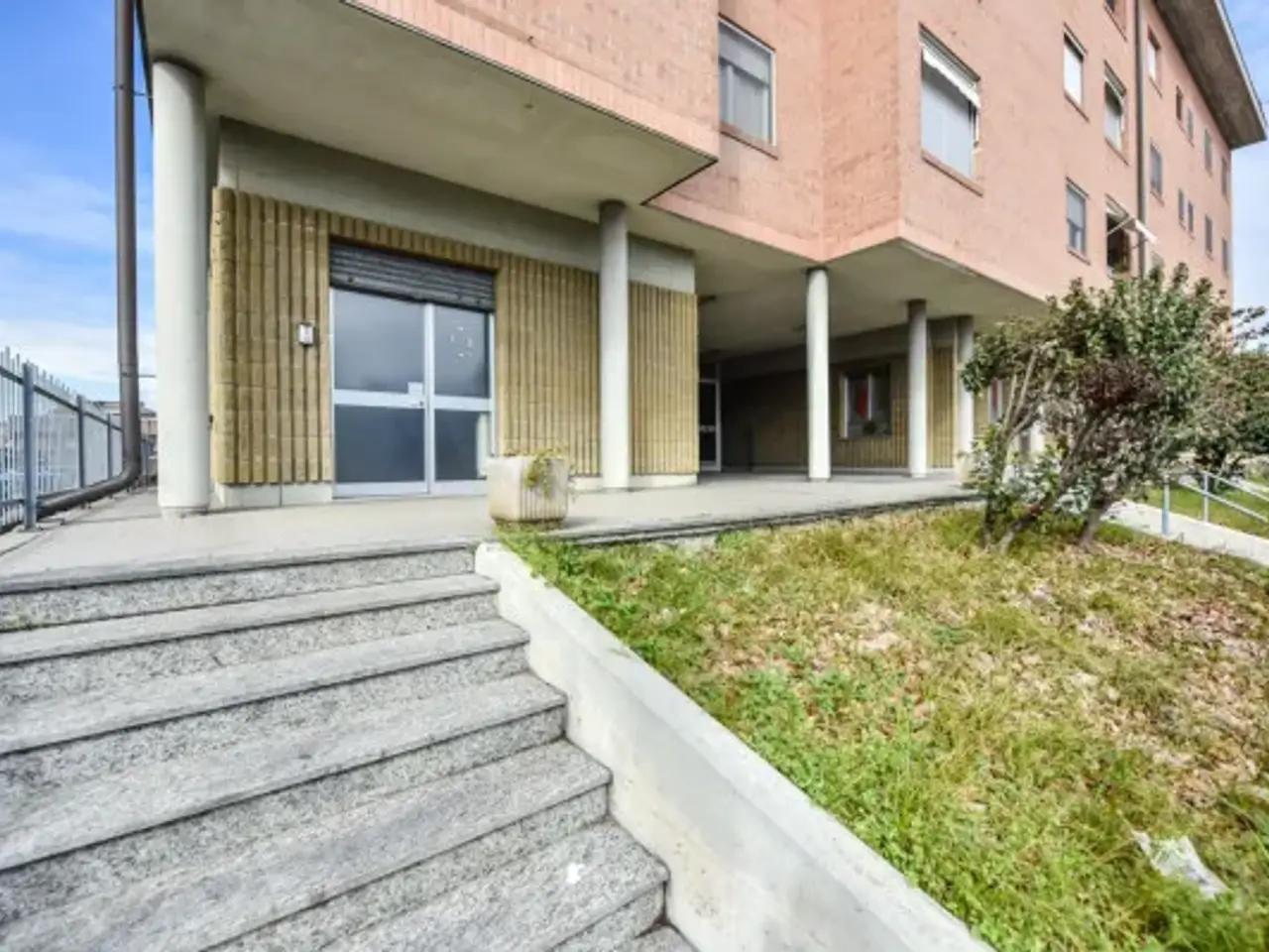 Ufficio in Via Volturno 6, Settimo Torinese, {3} - Foto 1