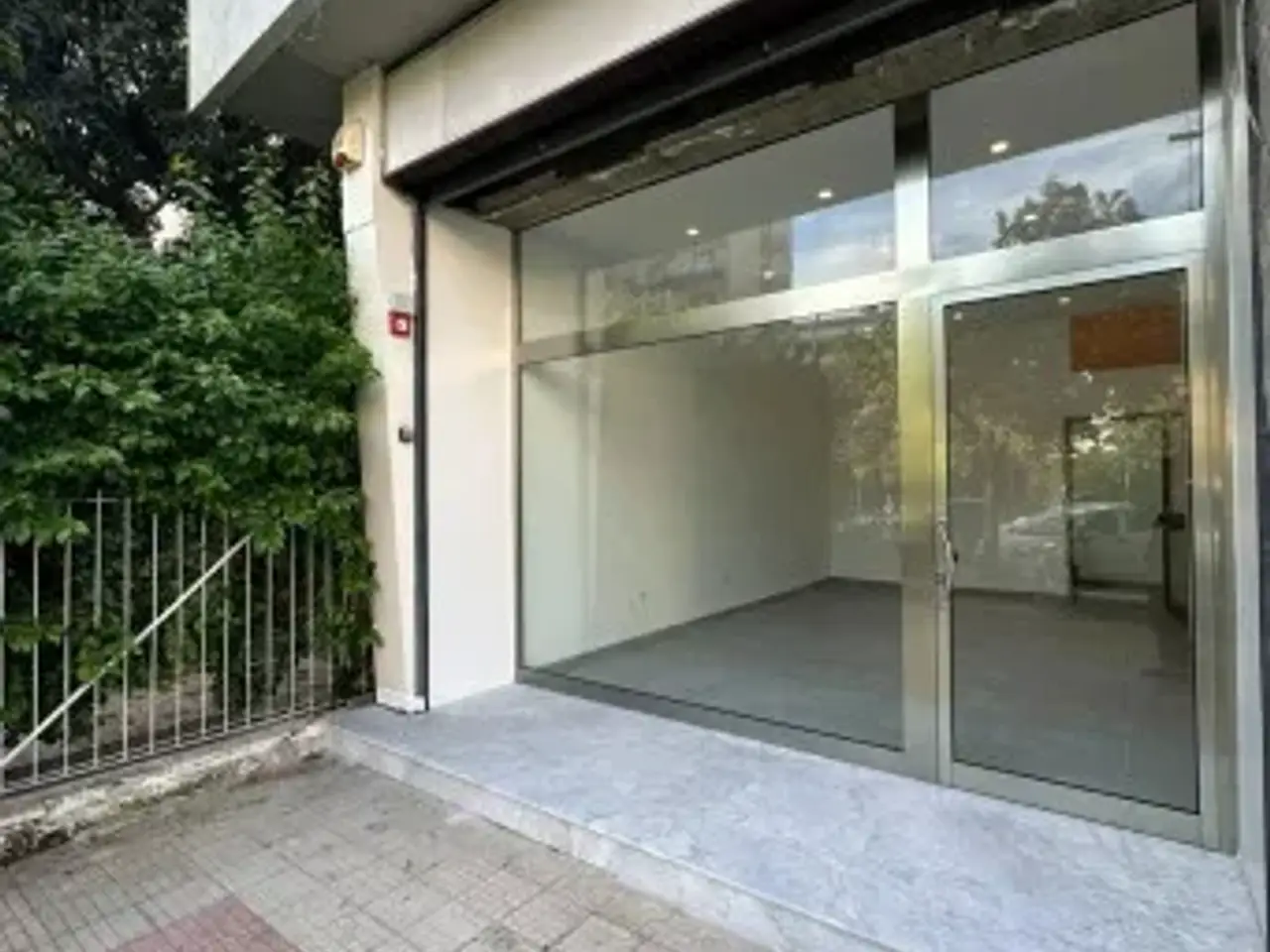Negozio in Via Giuseppe Sciuti 126, Palermo, {3} - Foto 1