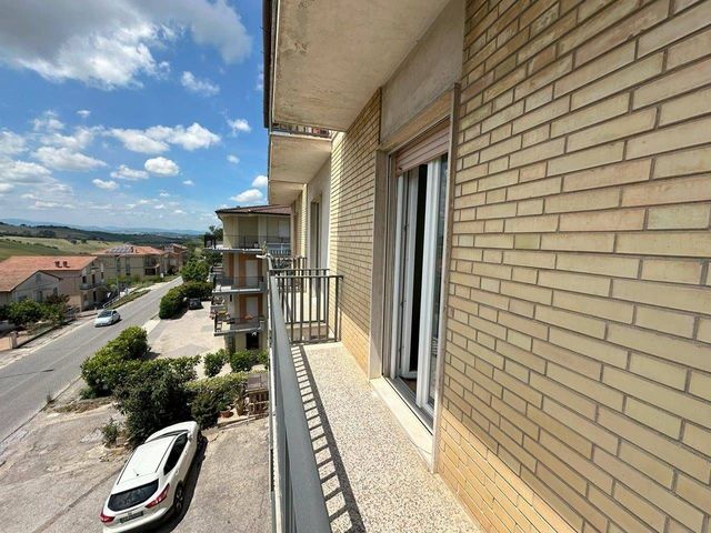 Vierzimmerwohnung in Via Macerata 248, Monte San Giusto - Foto 1